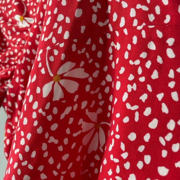 ASOS DESIGN FLOWY FLORAL LOW BACK MINI DRESS WITH RUCHED SLEEVES Size 6 - Picture 7 of 11